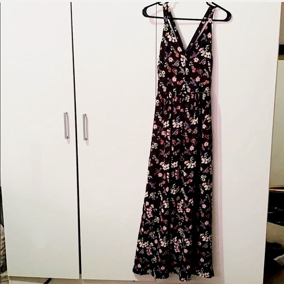 GAP Dresses & Skirts - SOLD Gap floral dress